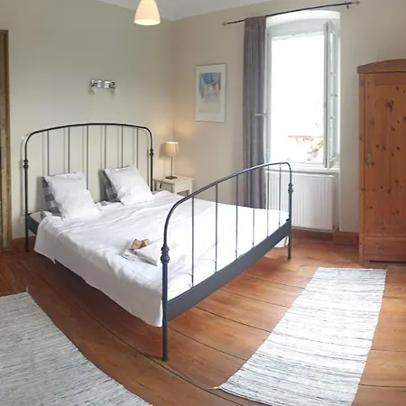 Apartment Altes Pfarrhaus Altersberg *